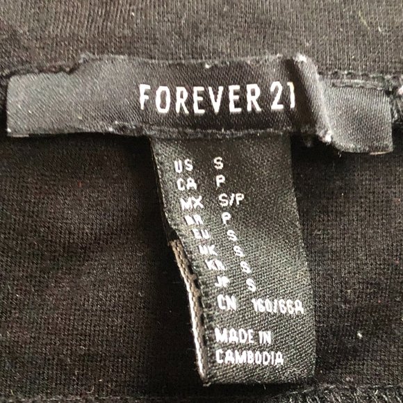 Black Envelope Skirt - Picture 3 of 3